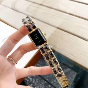 Multan Minimal Silver Women Watch